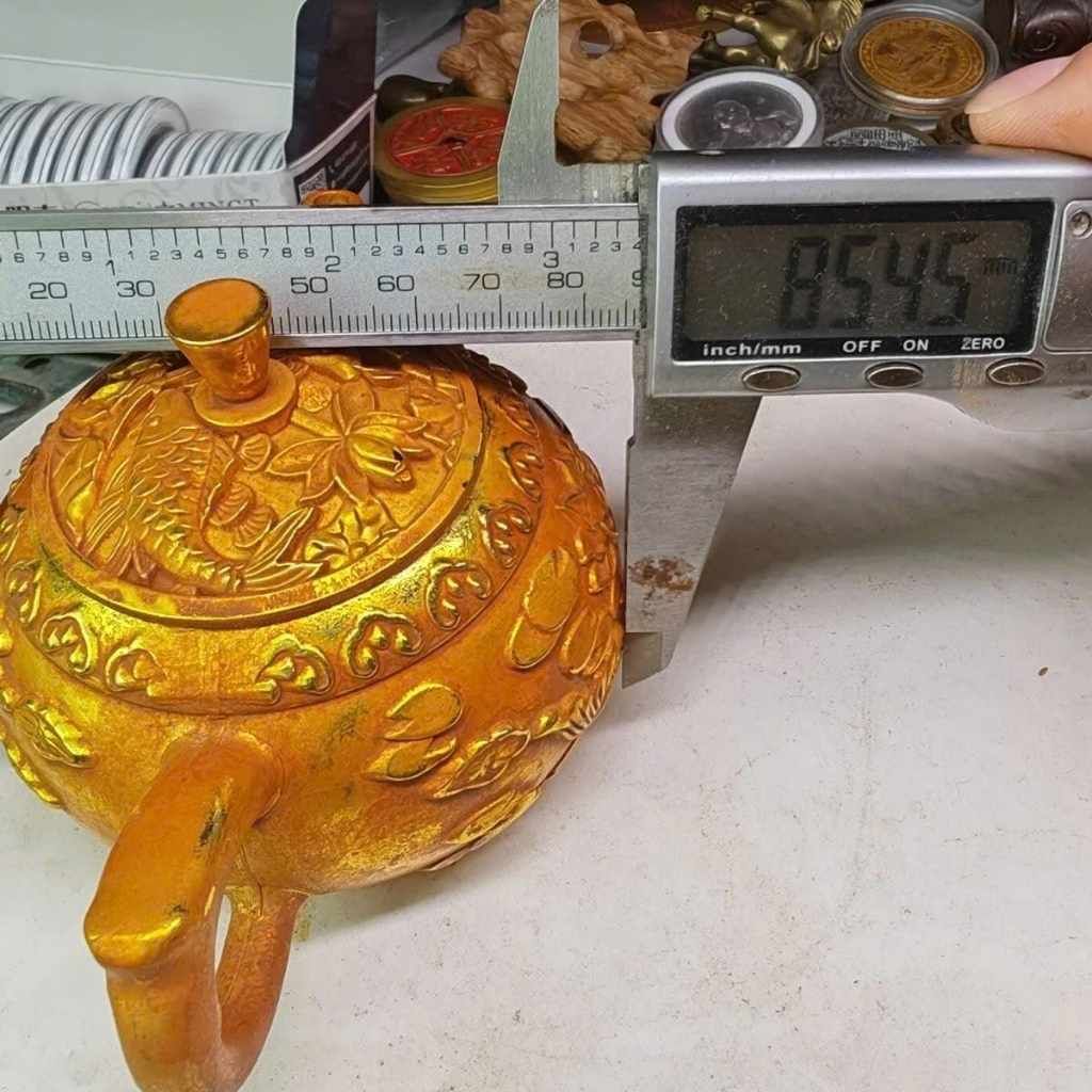  Ấm Trà Bằng Đồng Dát Vàng Họa Tiết Cá Chép Hoa Sen BKMECN-10260 