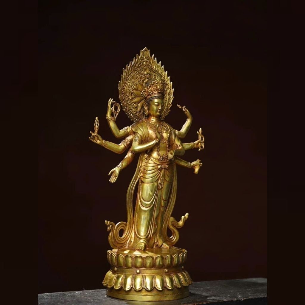  Tượng Quan Âm Chuẩn Đề Bằng Đồng Mạ Vàng Đài Sen BKMECN-10272 
