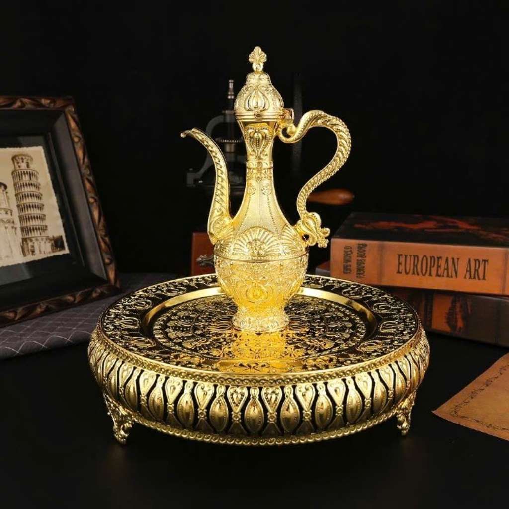 Bộ Bình Cung Đình Kèm 6 Ly Và Khay Tròn Bằng Đồng Vàng BKMECN-10387 