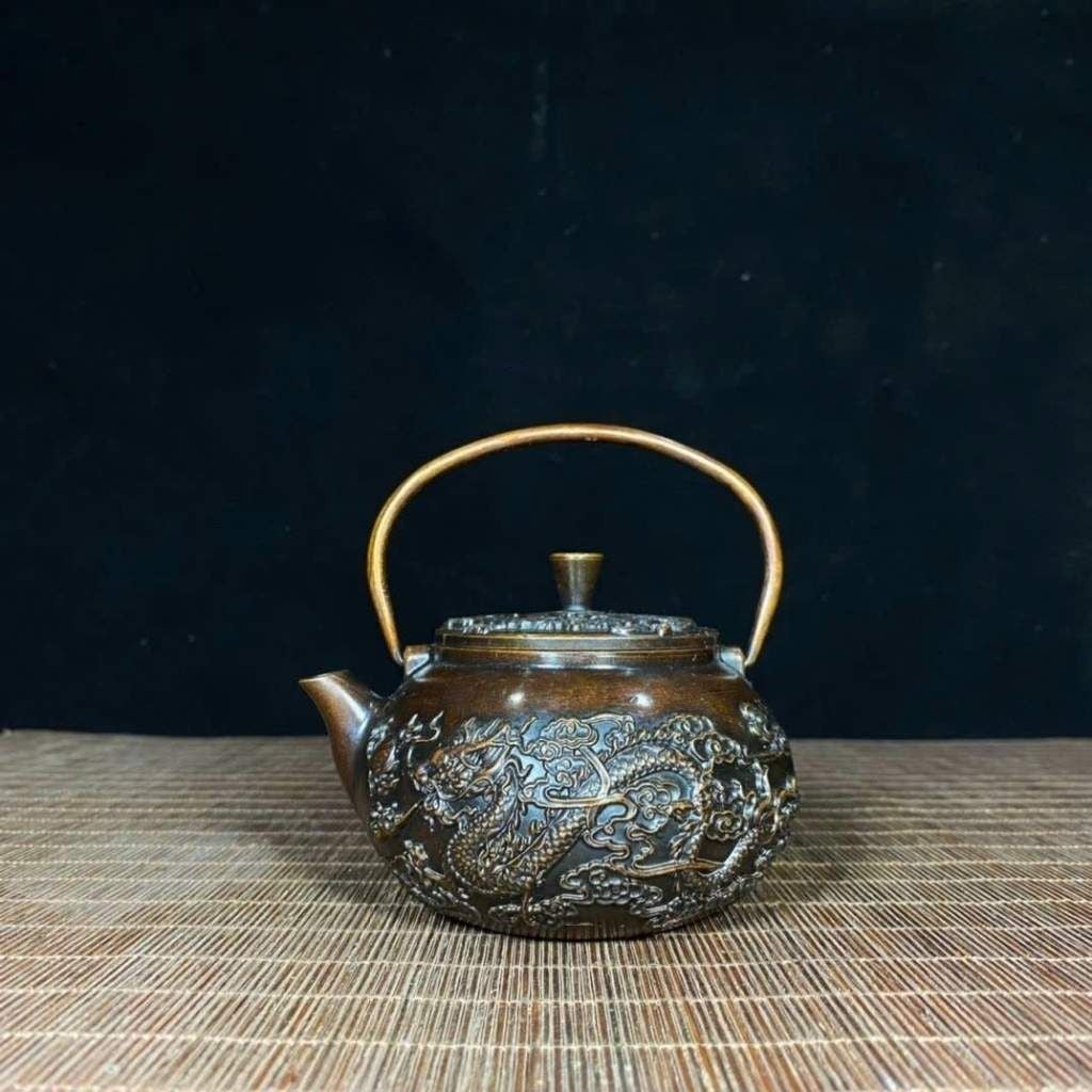  Ấm Trà Đồng Quai Xách Chạm Nổi Hoàng Long Vờn Mây BKMECN-10401 