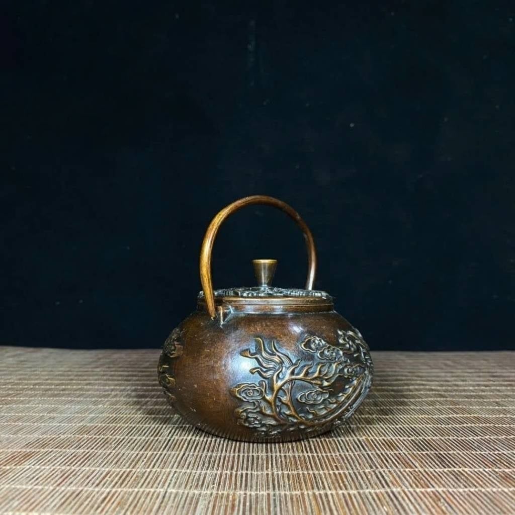  Ấm Trà Đồng Quai Xách Chạm Nổi Hoàng Long Vờn Mây BKMECN-10401 