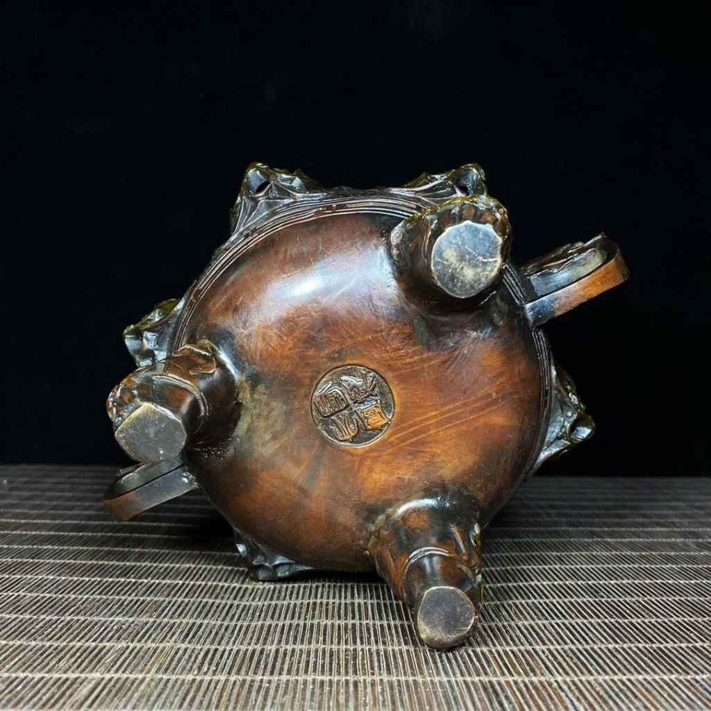  Lư Đồng Hun Nâu Cổ Điểm Vàng Họa Tiết Thao Thiết BKMECN-10427 