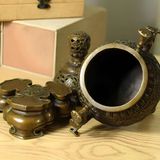  Đỉnh Xông Trầm Bằng Đồng Ba Chân Màu Nâu Giả Cổ BKMECN-9481 