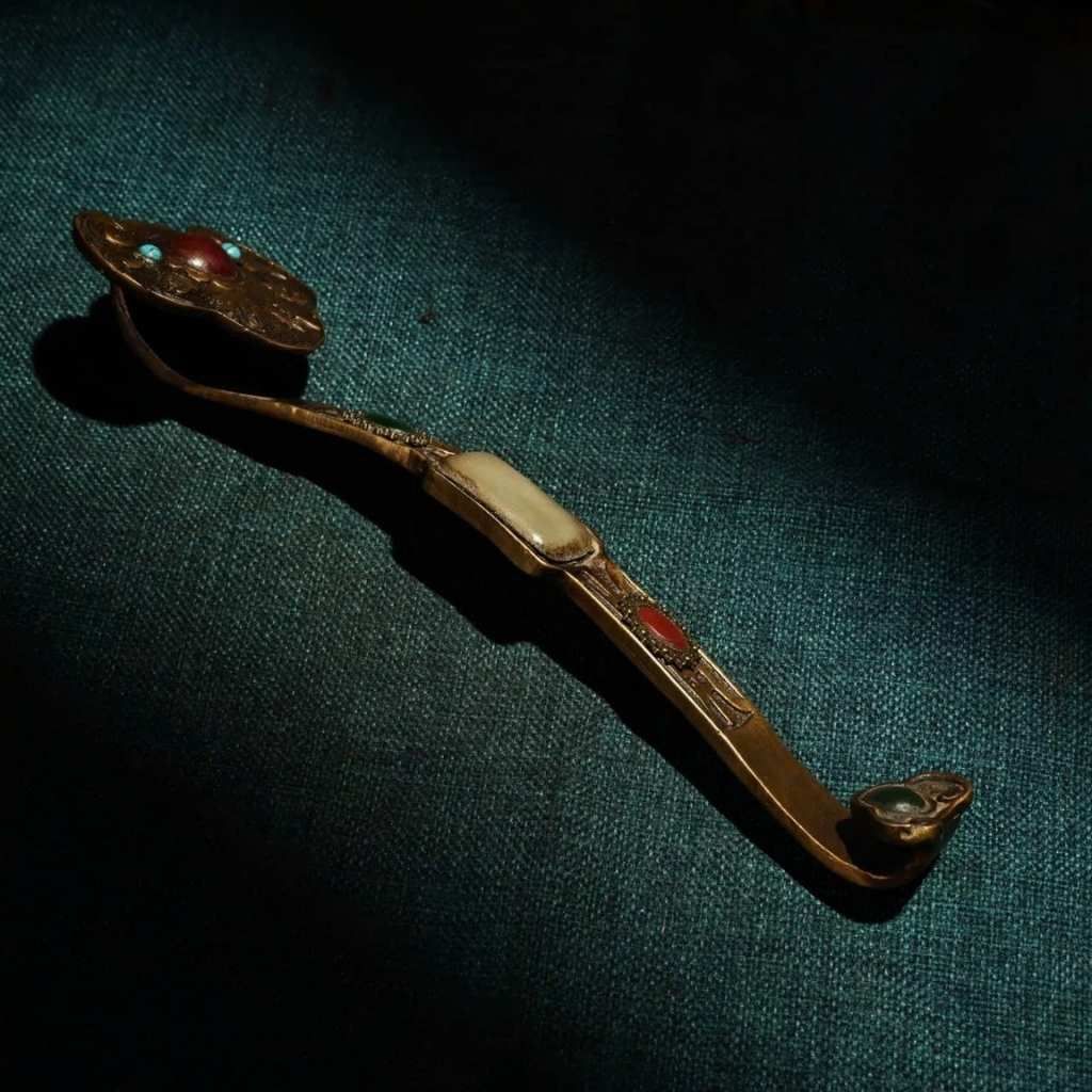  Gậy Như Ý Đồng Khảm Ngọc Cổ Sưu Tầm Đẳng Cấp BKMECN-9682 