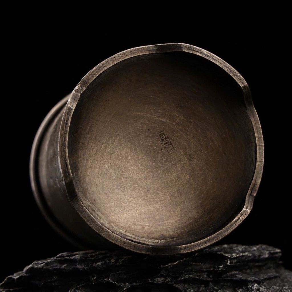  Lọ Đồng Chạm Bát Tiên & Thư Pháp Cổ BKMECN-9731 