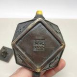  Ấm Đồng Đa Giác Chạm Khắc Linh Vật BKMECN-9743 