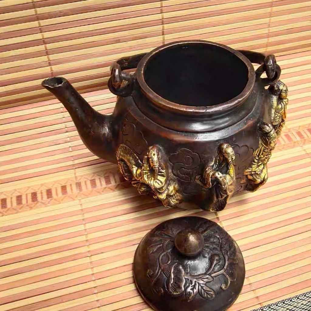  Ấm Đồng Bát Tiên Quá Hải Sưu Tầm BKMECN-9764 