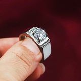  Nhẫn Nam Thép Không Gỉ Mạ Bạch Kim Đá Moissanite Sang Trọng BKSTCN-9250 