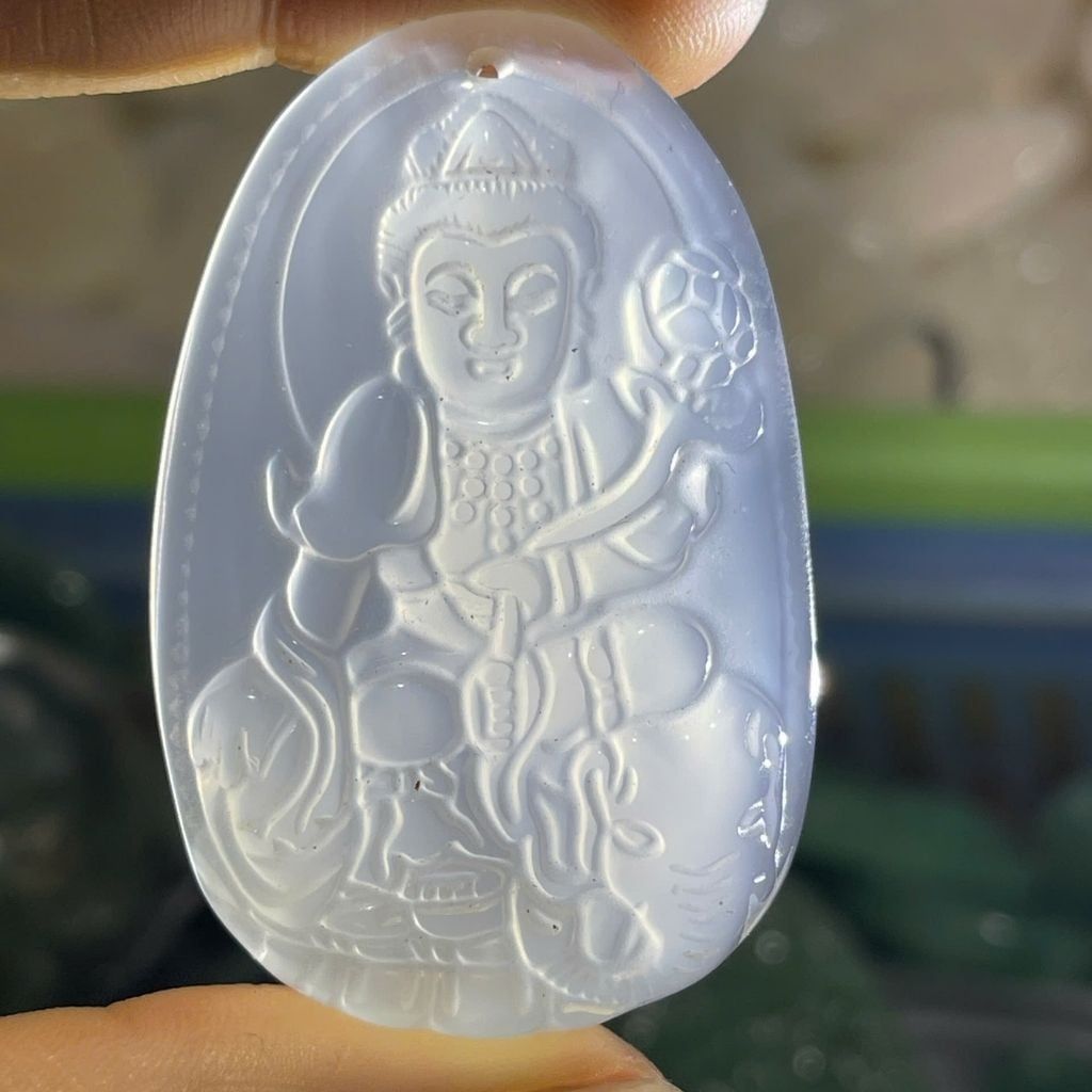  Mặt dây chuyền Phật Bản Mệnh Ngọc Mã Não Trắng BKSTCN-9281 