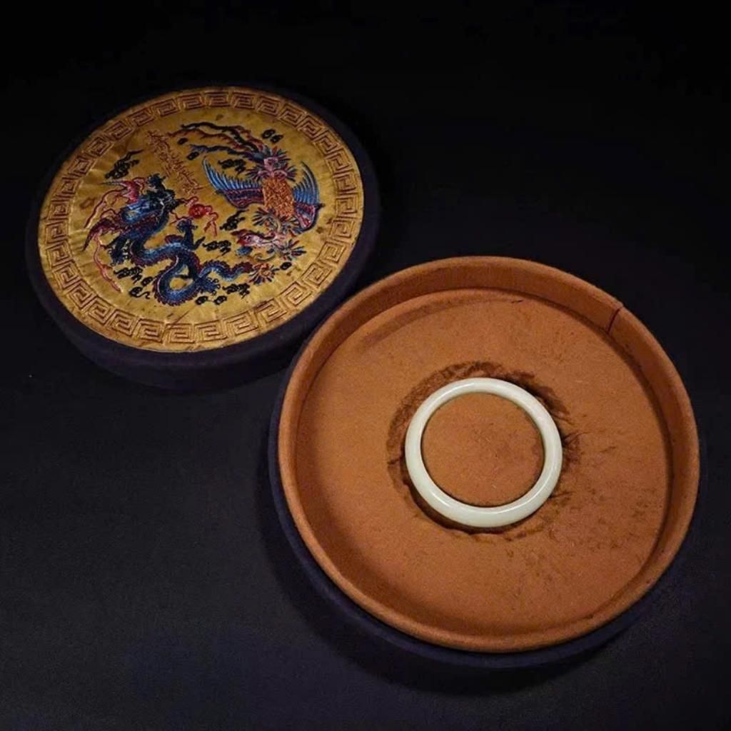  Vòng đá dạ quang phong thủy BKSTCN-9312 