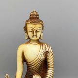  Tượng Phật Thích Ca Mâu Ni Ngồi Kiết Già Trên Đài Sen BKSTCN-9488 