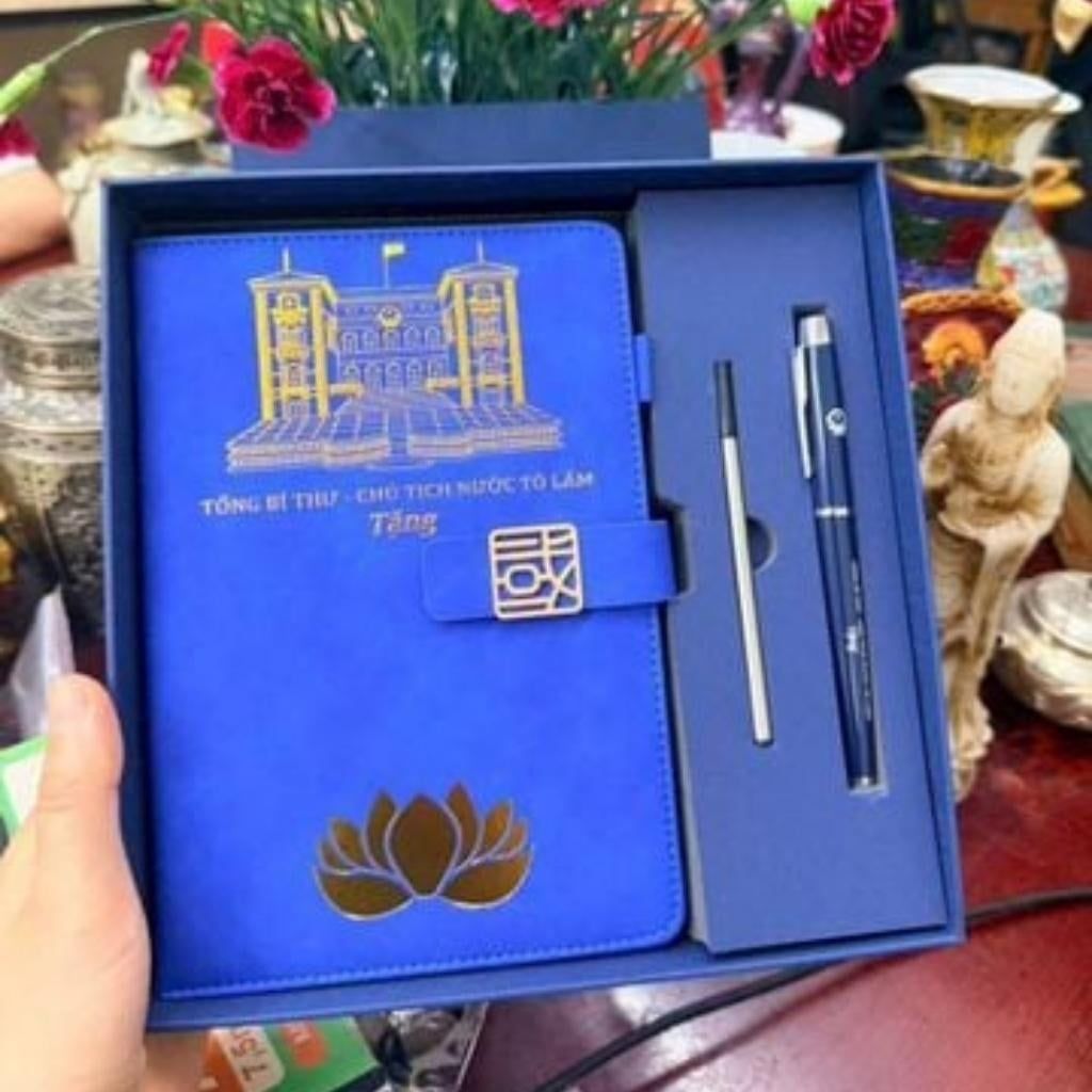  Sổ tay quà tặng Tổng bí thư Tô Lâm kèm bút kí BKSVVN-9006 