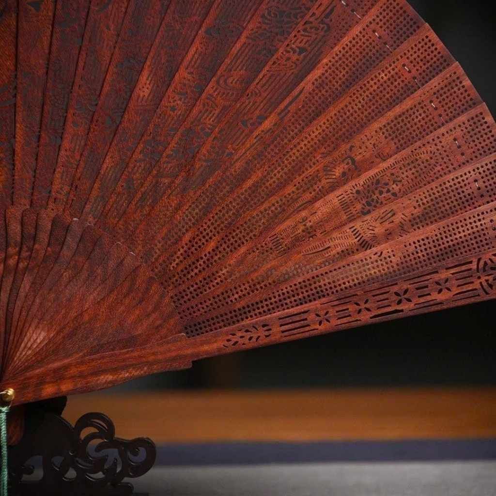  Quạt Gỗ Mỹ Nghệ Chạm Khắc Trưng Bày Đẹp BKWOCN-9236 