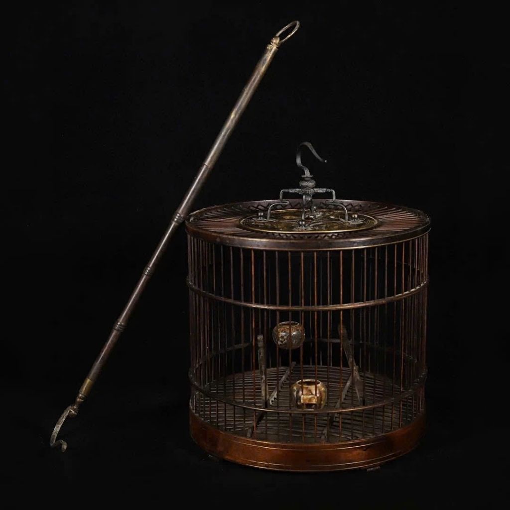  Lồng Chim Gỗ Hoa Lê Chạm Tứ Linh BKWOVN-9188 