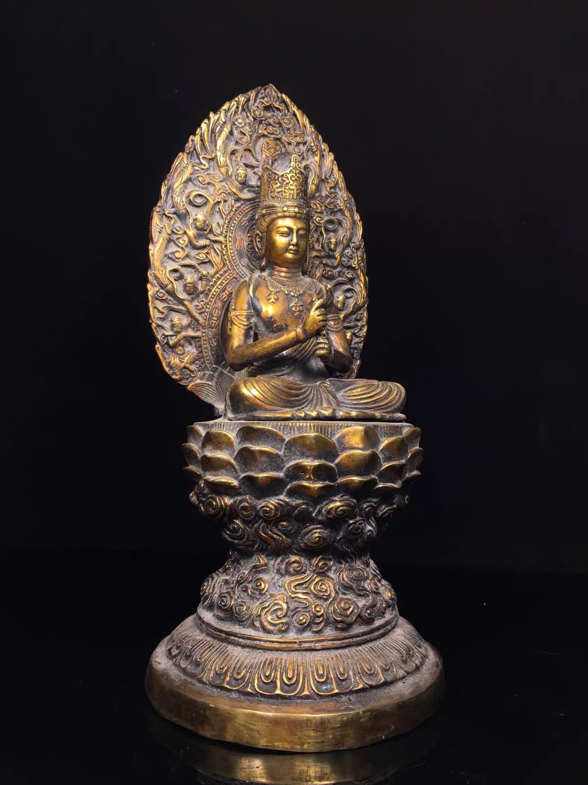 Tượng Phật Đại Nhật Như Lai (Tỳ Lô Giá Na) Bằng Đồng Thau Cao Cấp - Đồ Thờ Cúng, Bày Trí  Phòng Thờ, Bàn Làm Việc  Kt 36* 14 nặng 2,9 kg 