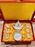  Bộ ấm chén uống trà in logo Thủ tướng chính phủ Việt Nam Phạm Minh chính vẽ vàng 24k BKCEVN-8122 