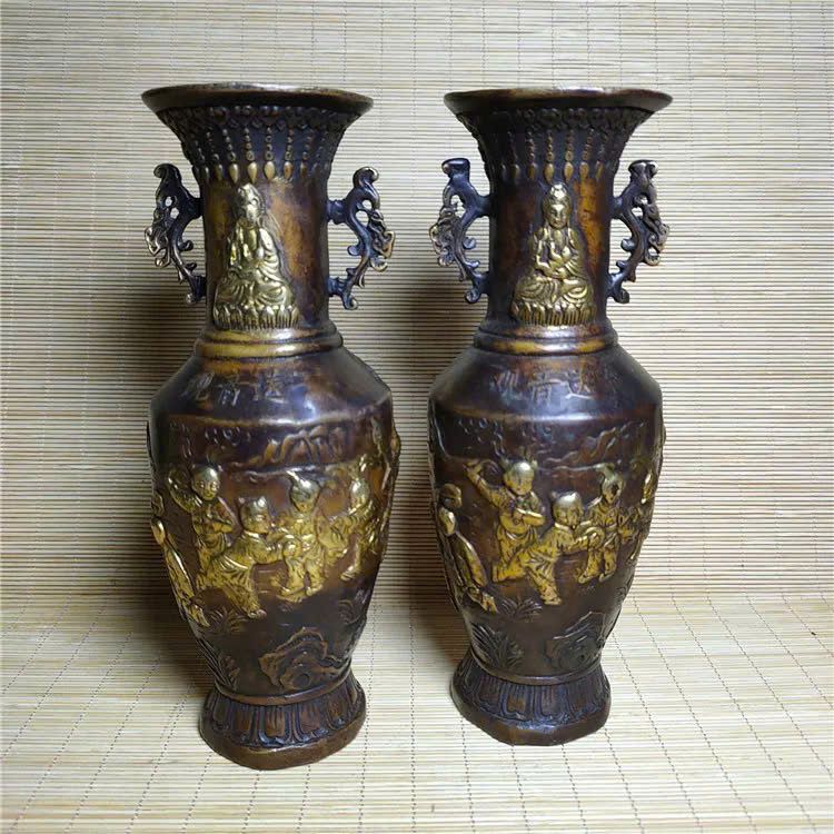  Cặp lục bình đồng họa tiết Quan Âm khắc BKMECN-9235 