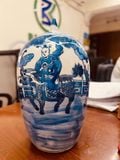  Bình sứ cổ họa tiết quan cưỡi kì lân vẽ tay cao BKCECN-9364 