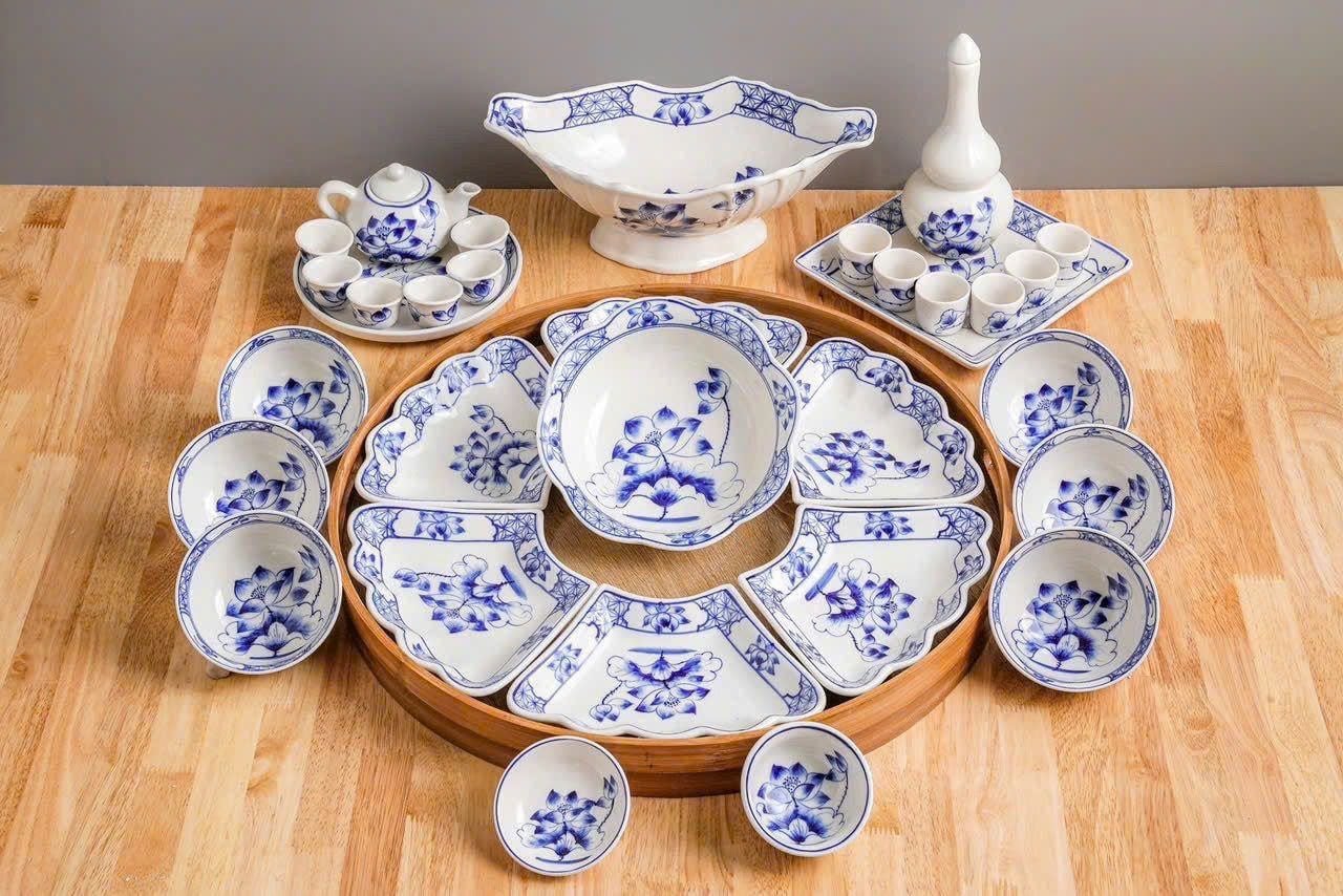  Set Đồ Thờ Gia Tiên Gốm Sứ Bát Tràng họa tiết hoa sen vẽ tay 