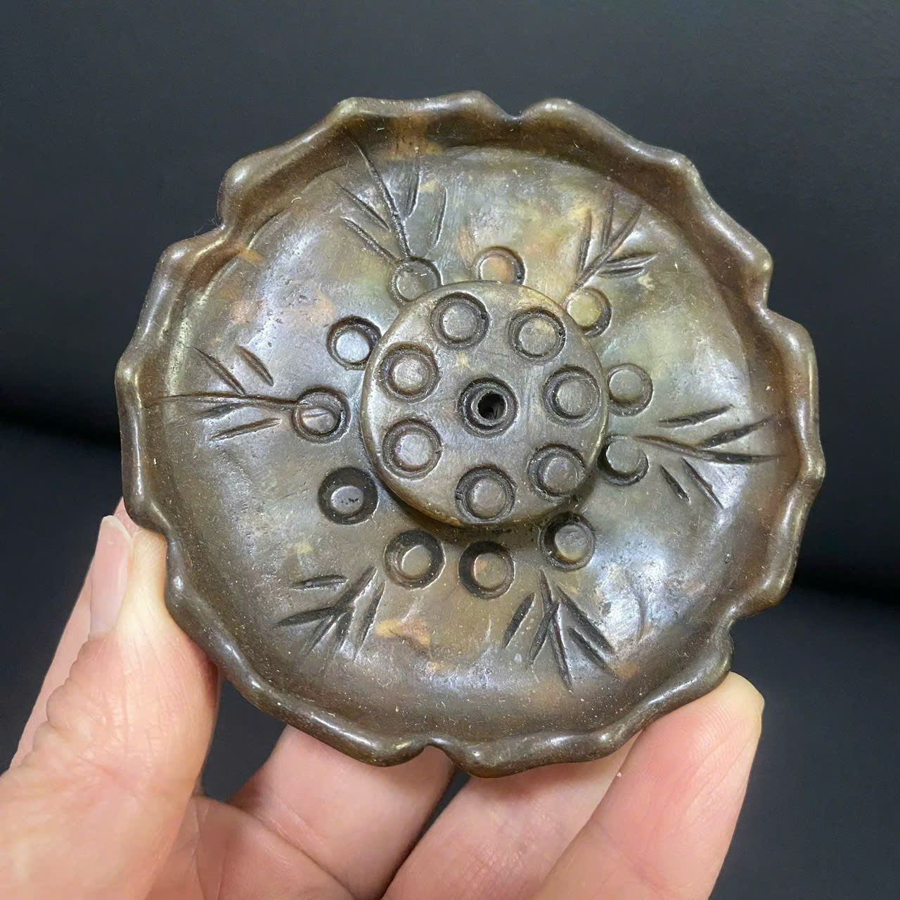  Lư Trầm Ngọc Cổ 