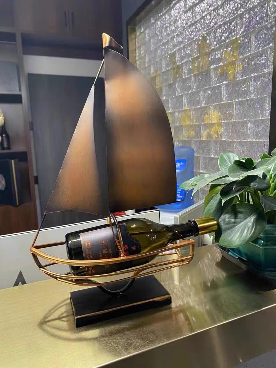  Kệ rượu bằng hợp kim đồng phong cách cổ điển BKMECN-9306 