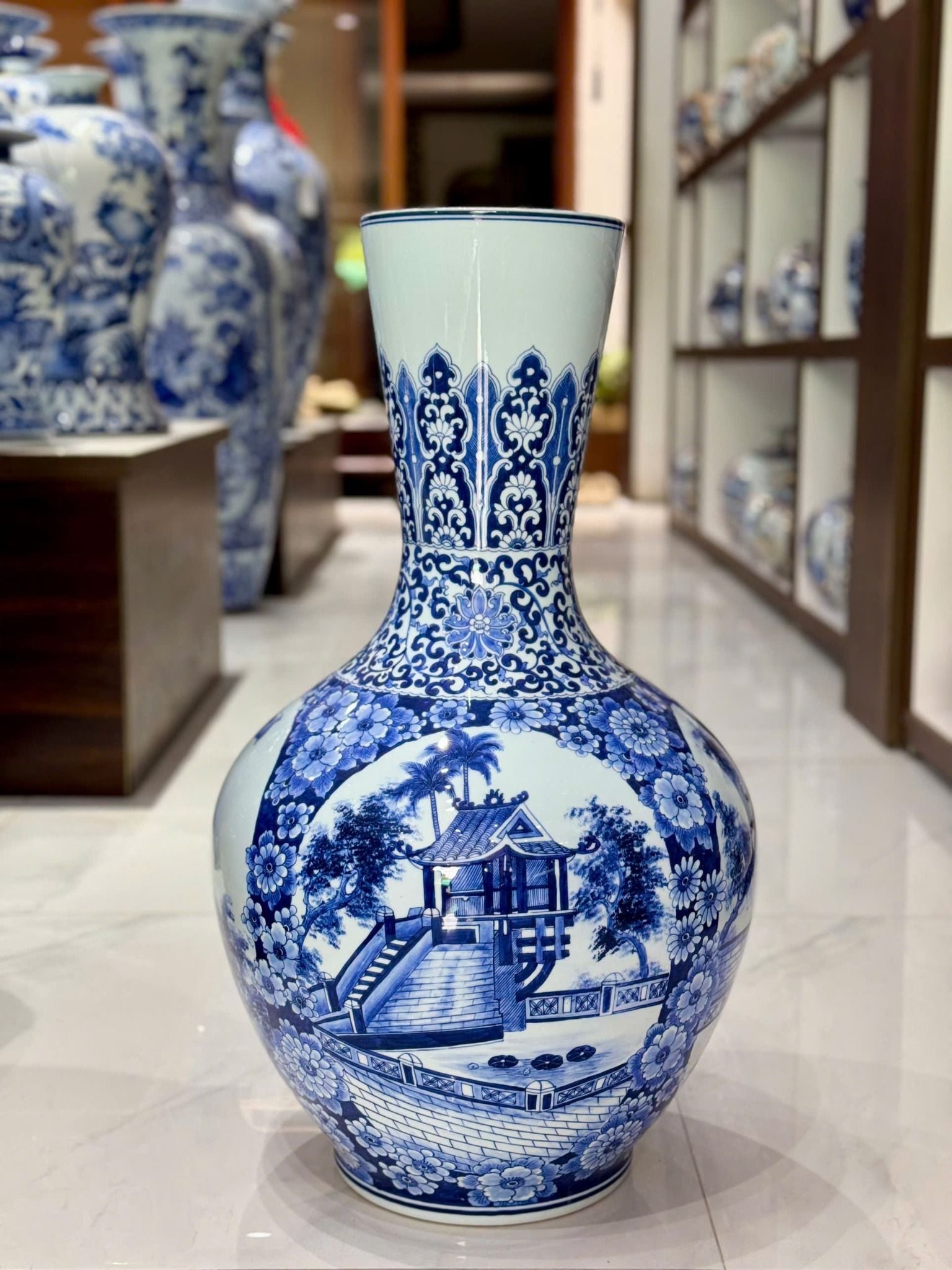  Bình gốm men lam họa tiết Chùa Một Cột BKCEVN-8247 