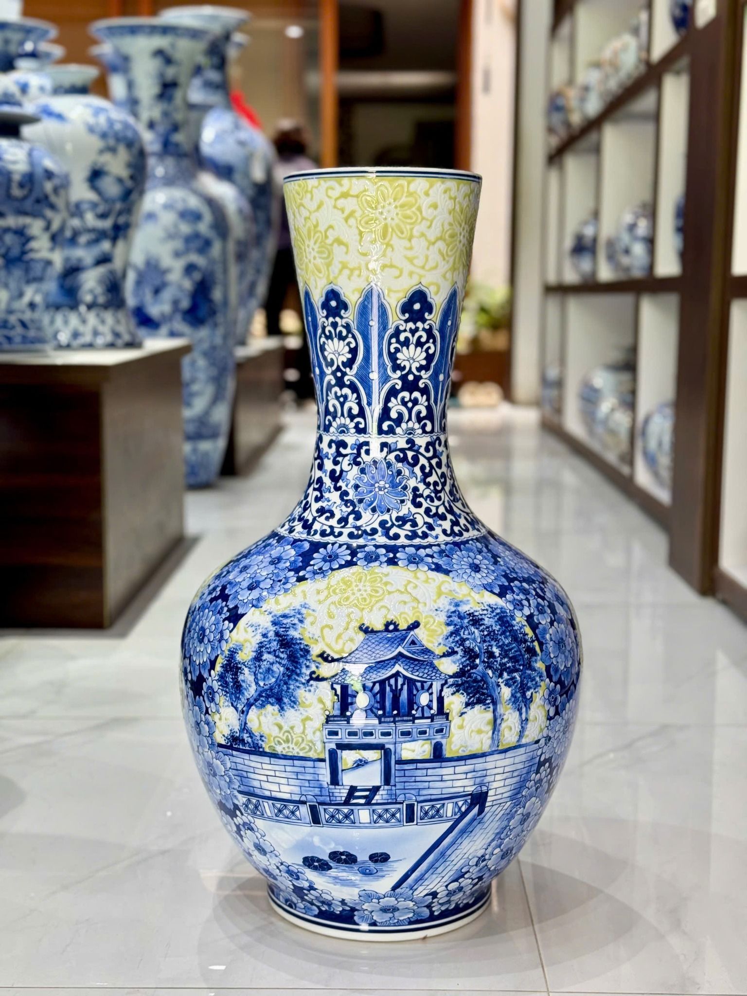  Bình gốm men lam gại gấm BKCEVN-8249 