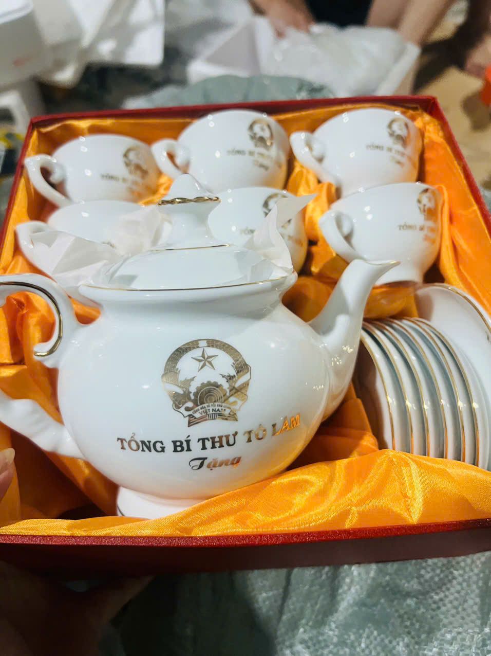  Bộ Ấm Chén Tổng Bí Thư Tô Lâm dung tích 650ml BKCEVN-8255 