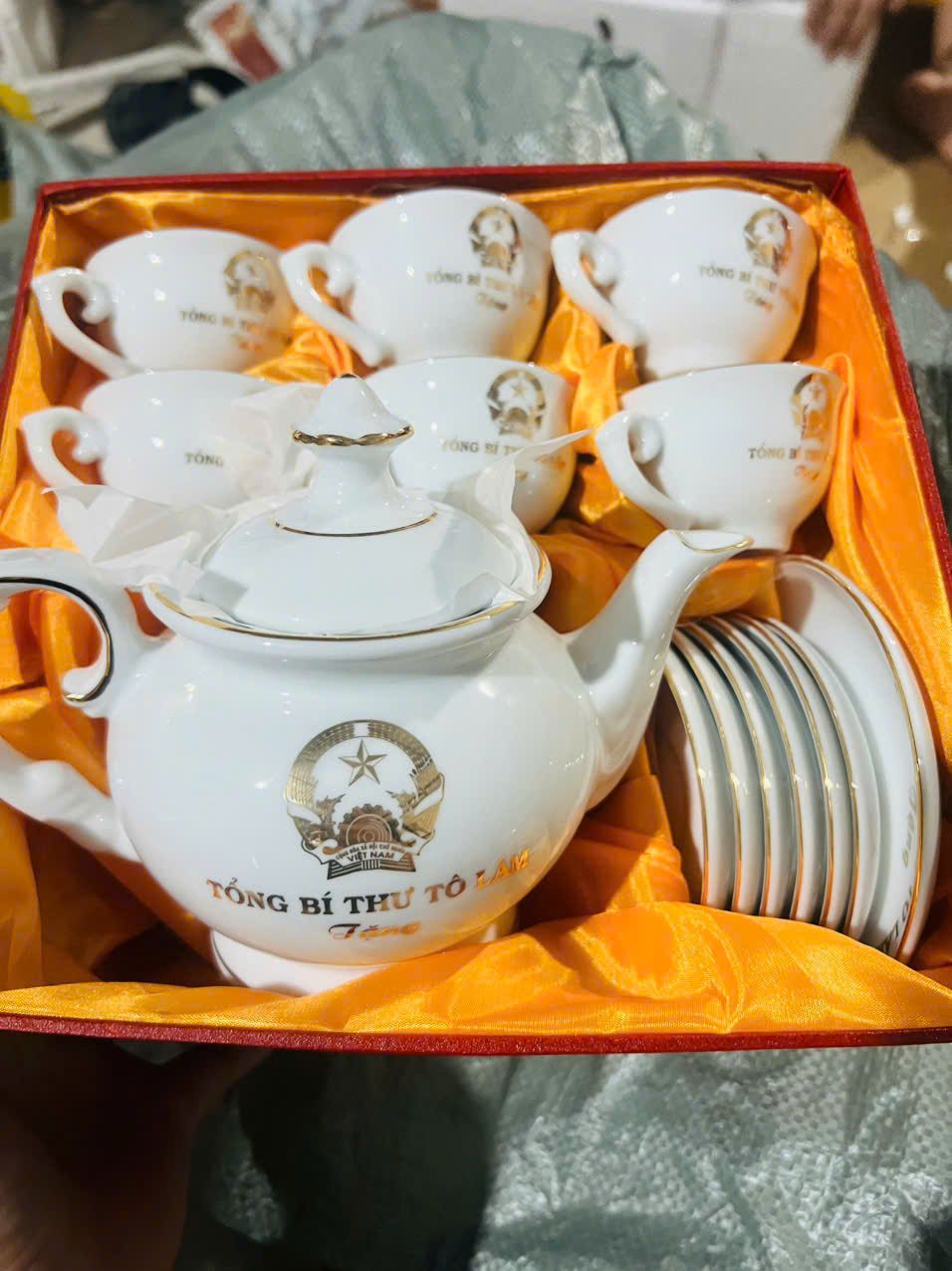  Bộ Ấm Chén Tổng Bí Thư Tô Lâm dung tích 650ml BKCEVN-8255 