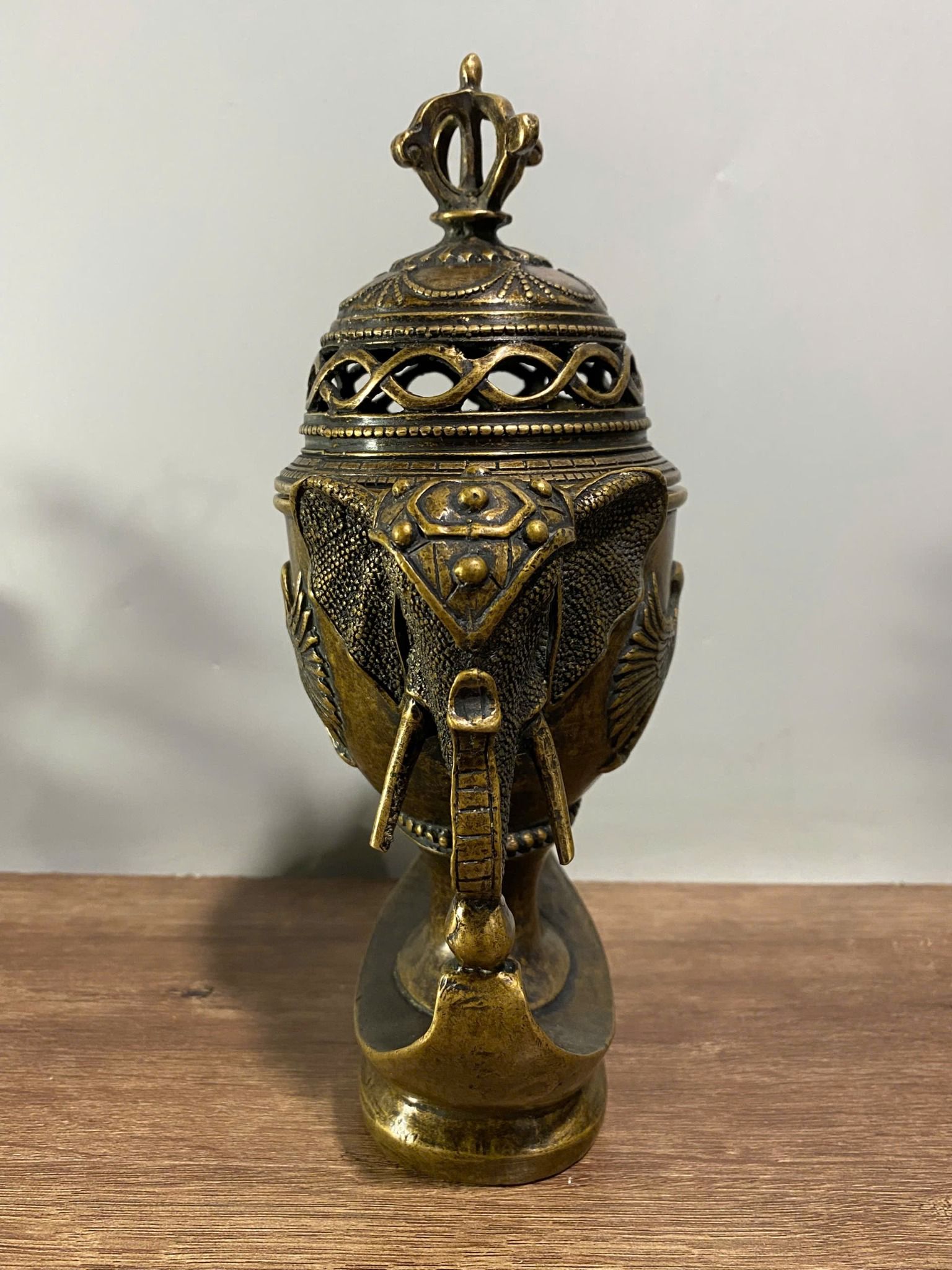  Tháp trầm voi bằng đồng BKMECN-9269 