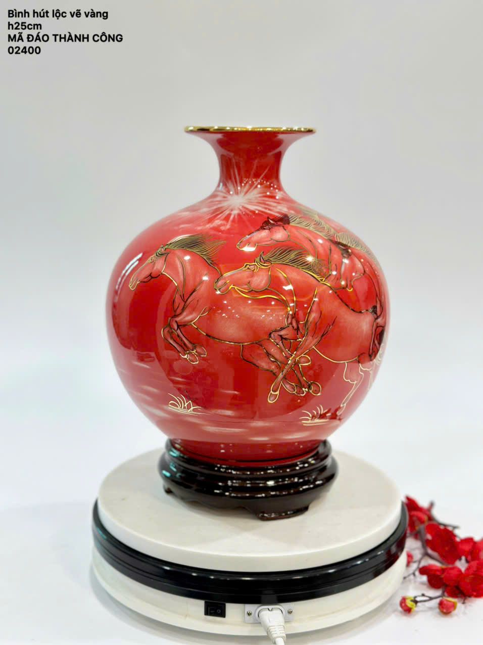  Bình hút lộc vẽ vàng Mã Đáo Thành Công màu đỏ BKCECN-9391 