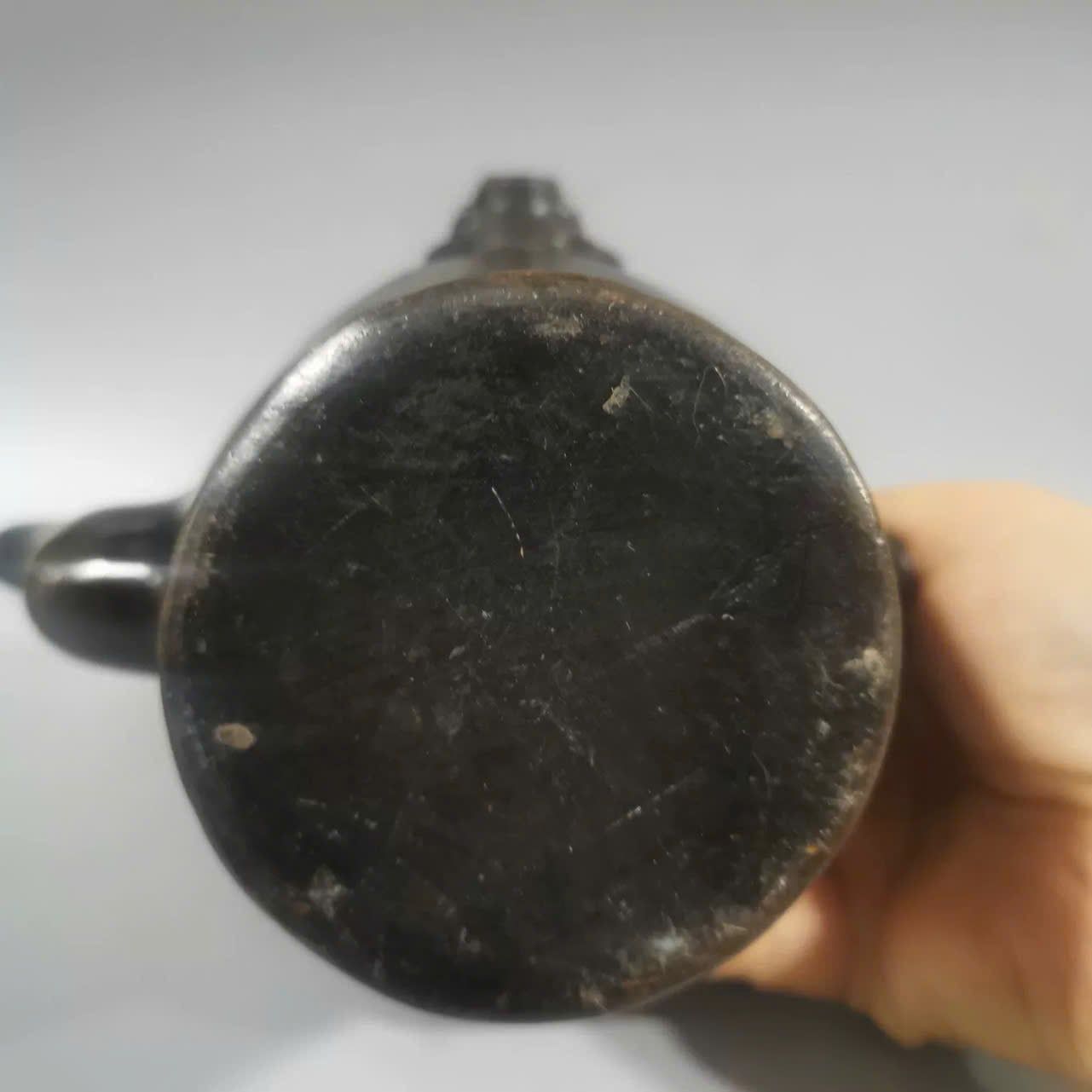  Ấm đồng sưu tầm khắc nổi đầu sư tử BKMECN-9266 