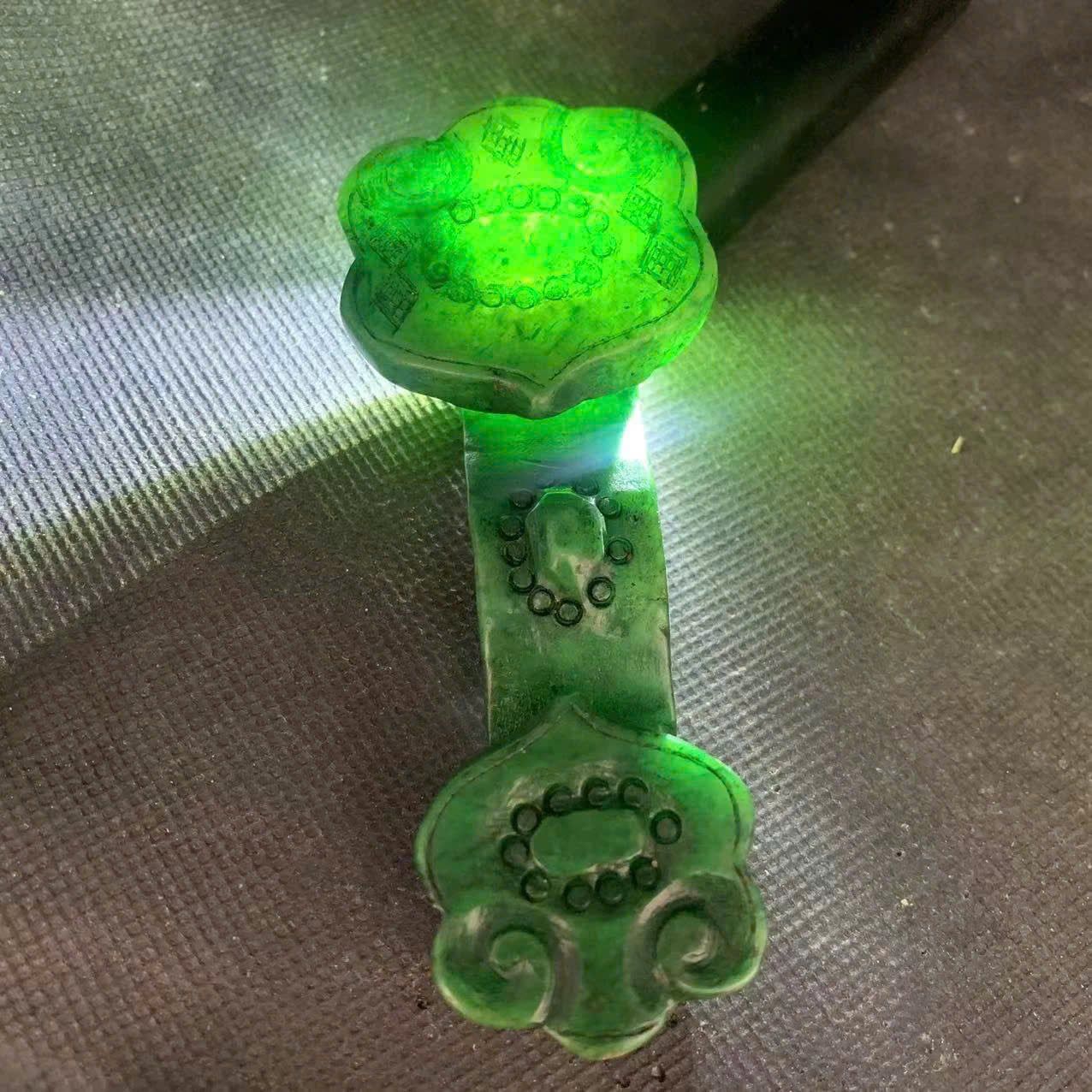  Gậy Như Ý ngọc bích nguyên khối thấu quang BKSTCN-9376 