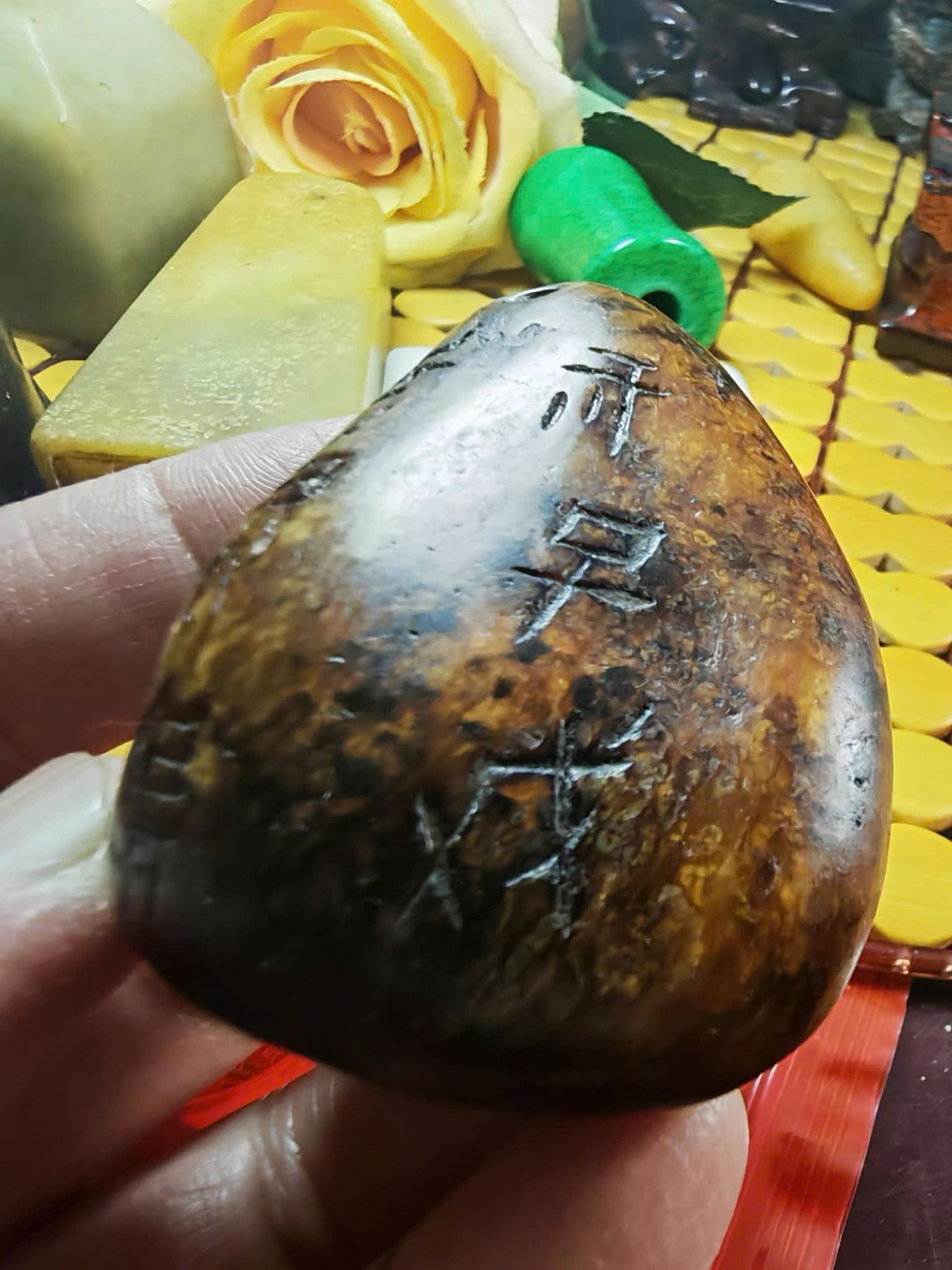  Viên đá khắc cổ văn sưu tầm có thấu quang BKSTCN-9382 