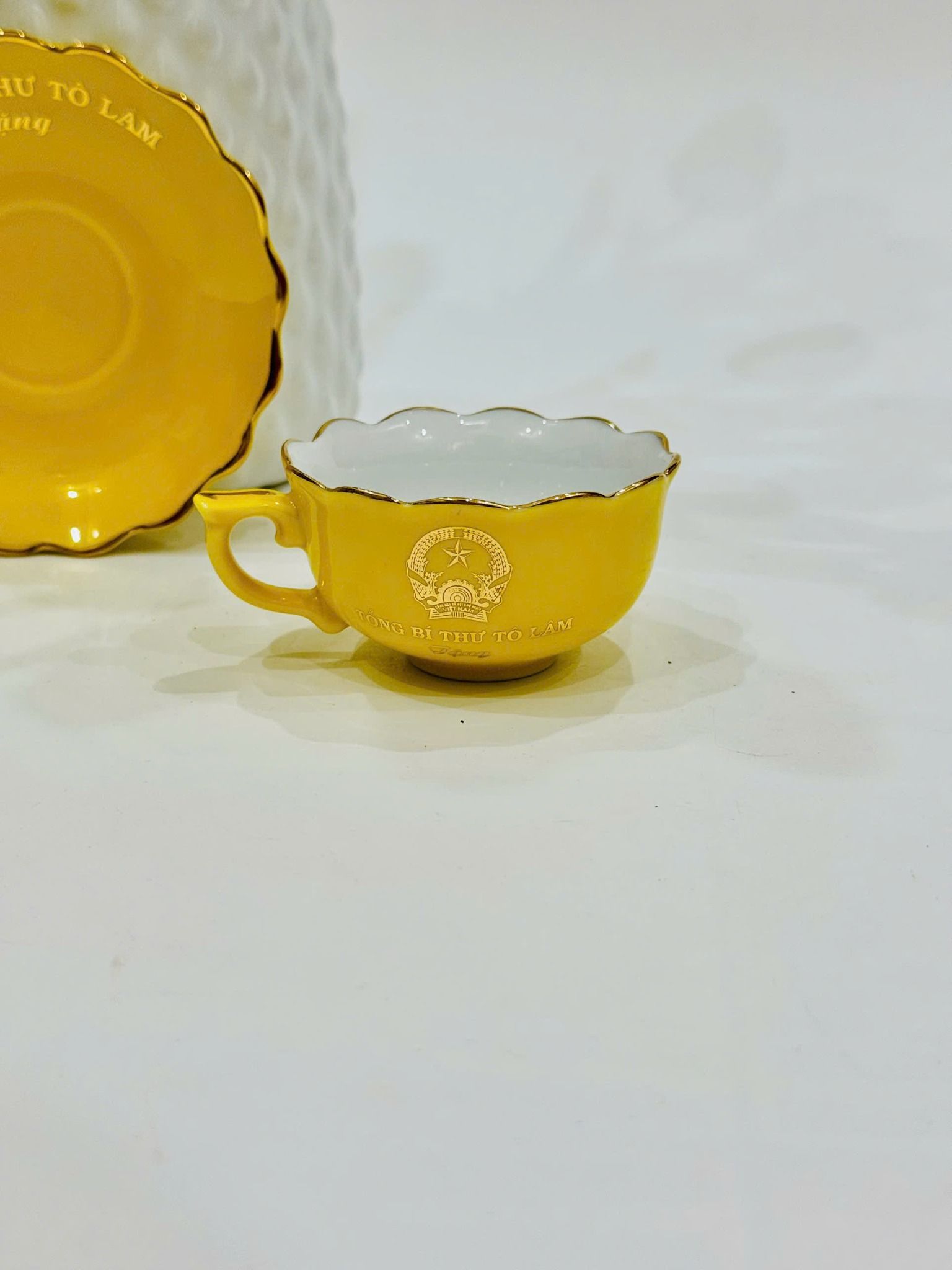  Bộ ấm chén tổng bí thư tô lâm màu vàng 850 ml BKCECN-9389 