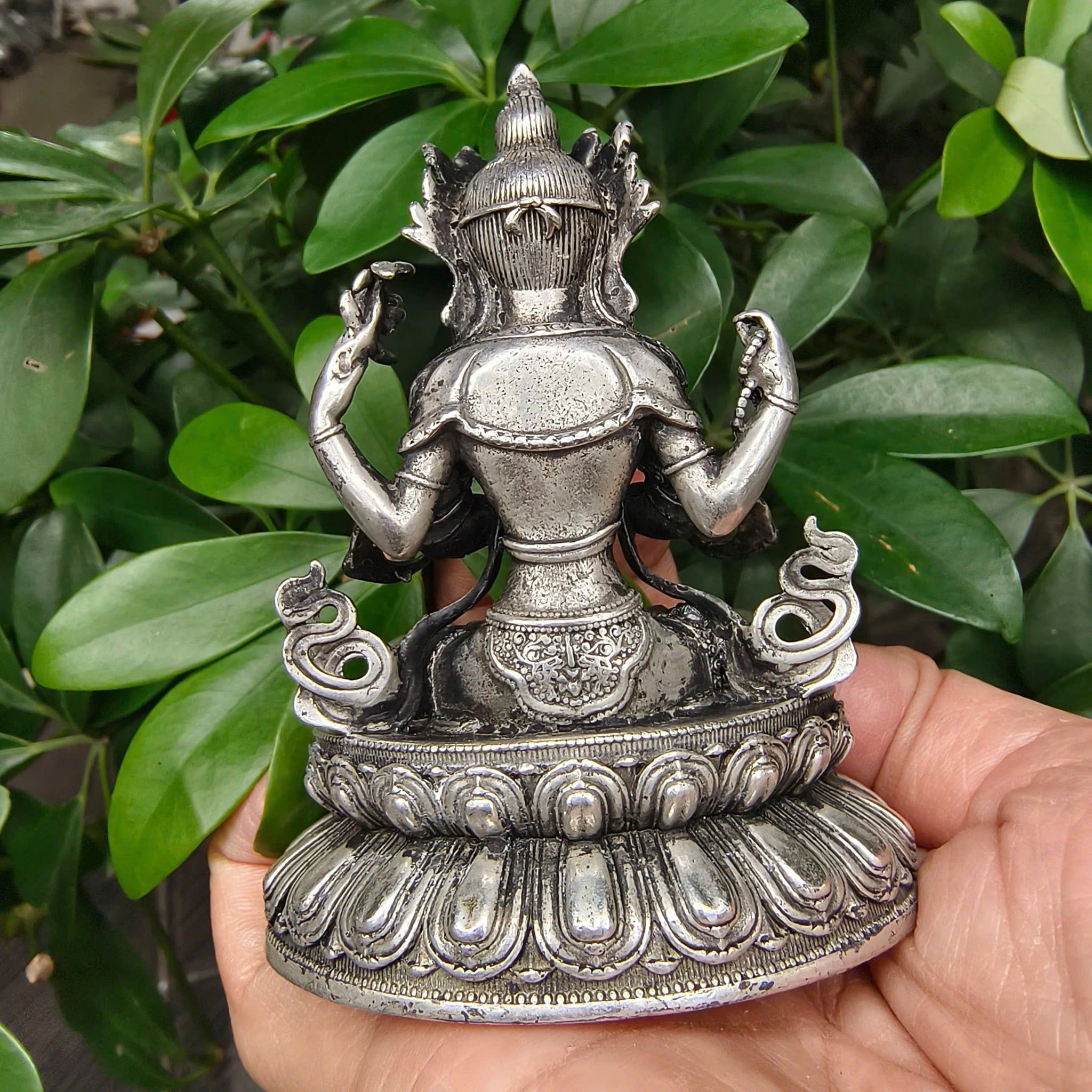  Tượng Quan Thế Âm Bồ Tát đồng cũ phủ bạc 