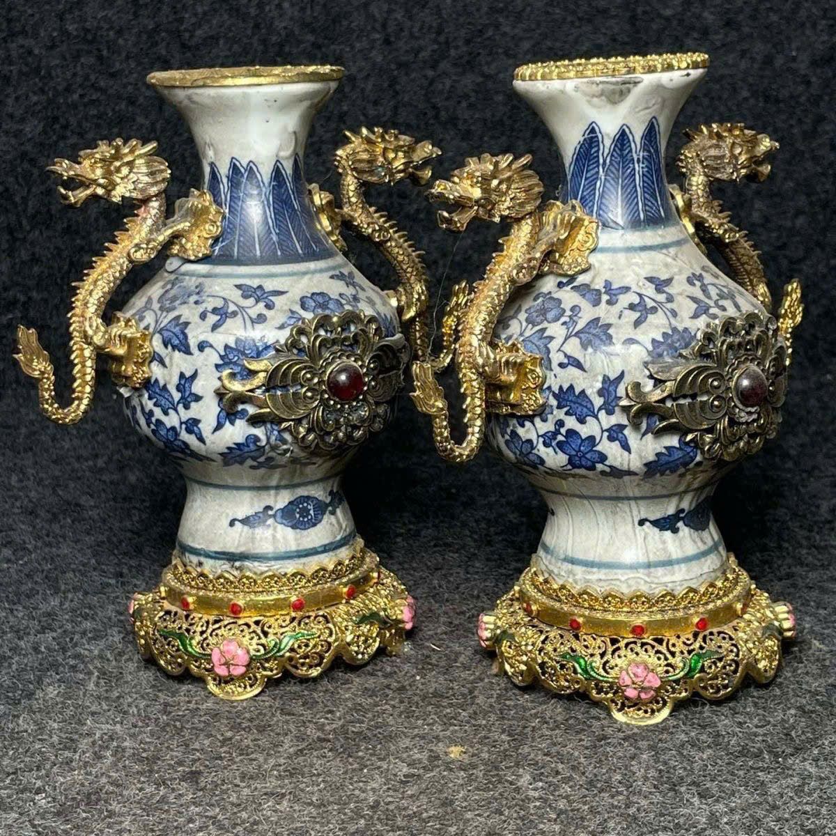  Cặp bình sứ đồng quai rồng khảm ngọc cổ sưu tầm BKMECN-9373 