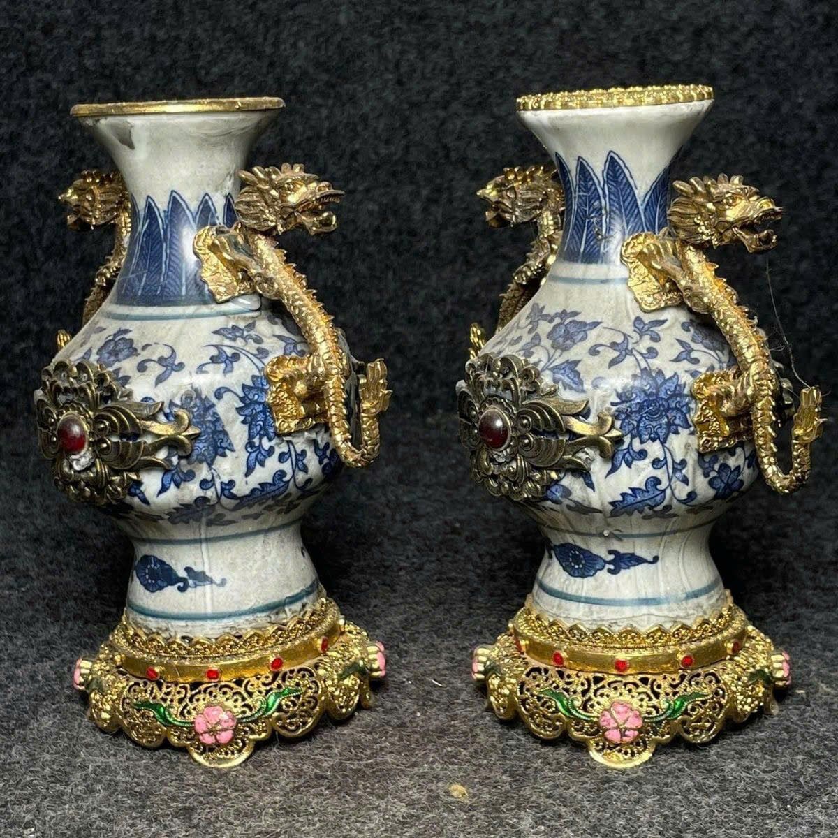  Cặp bình sứ đồng quai rồng khảm ngọc cổ sưu tầm BKMECN-9373 