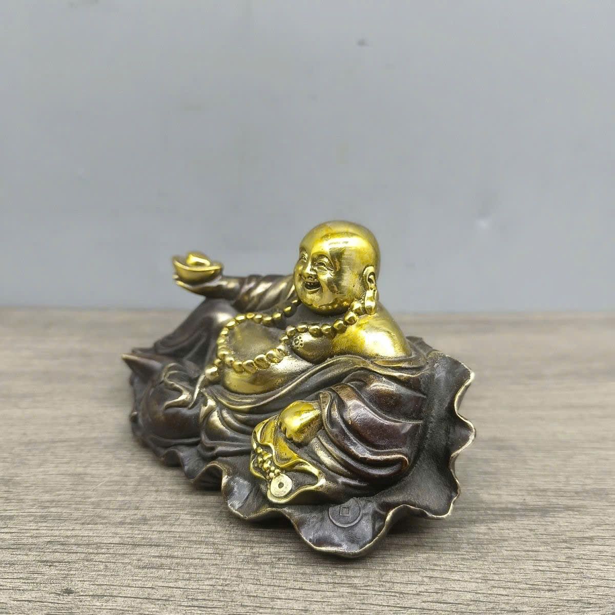  Di Lặc Mini ngồi lá sen để ô tô BKMECN-9395 