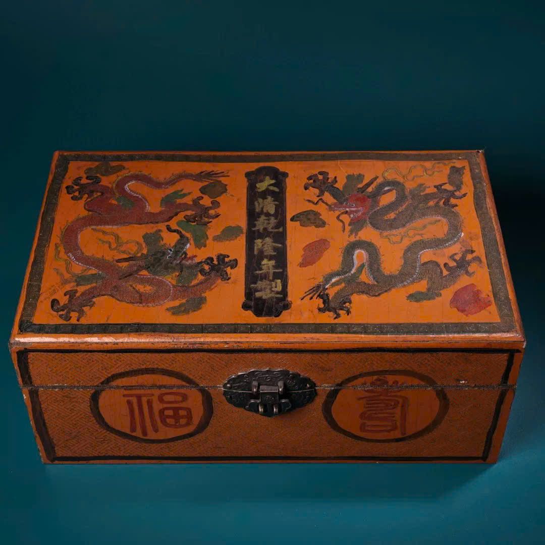  Đồng Hồ Pha Lê Cổ Châu Âu Hàng Xưa Sưu Tầm BKSTCN-9437 