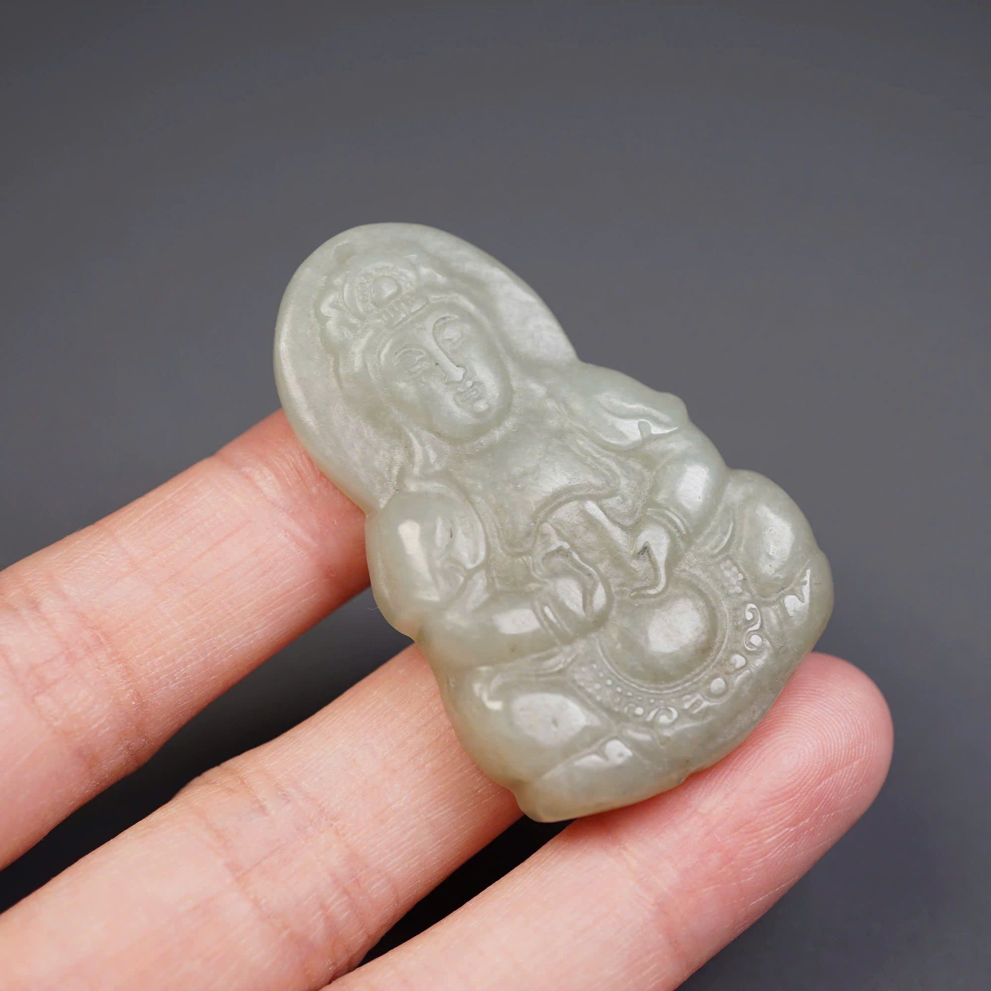  Mặt Quan Âm Ngọc Bích Xưa Sưu Tầm BKSTCN-9469 