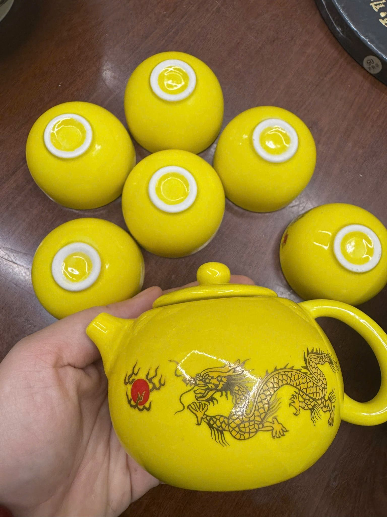  Bộ ấm trà Rồng Hoàng Kim BKCECN-9504 