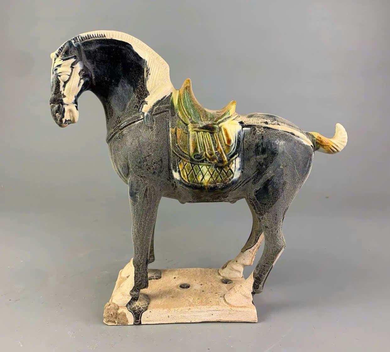  Ngựa gốm sưu tầm BKCECN-9560 