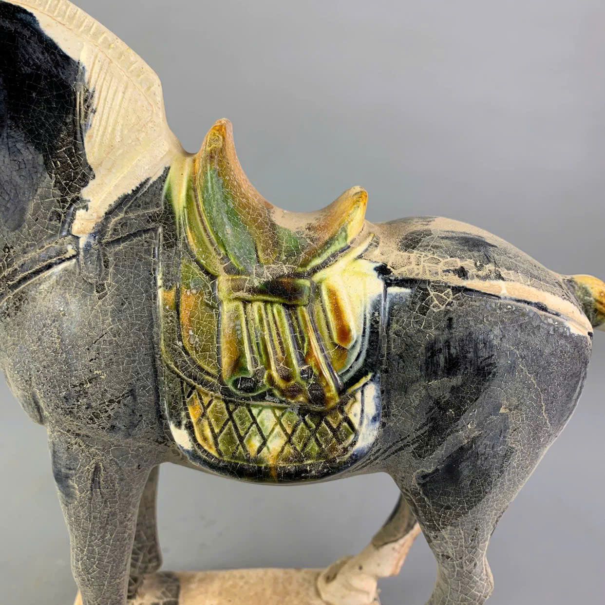  Ngựa gốm sưu tầm BKCECN-9560 