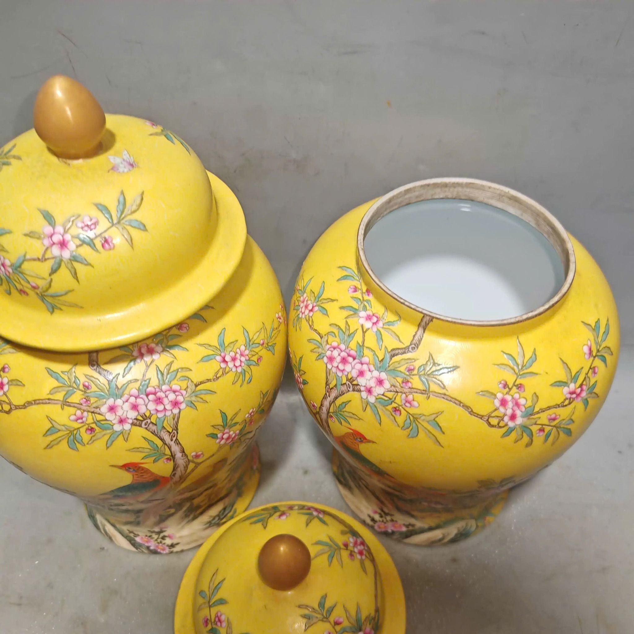  Cặp choe Chim Trĩ Hoa Đào đón Xuân men Vàng Hoàng Kim sưu tầm BKCECN-9596 