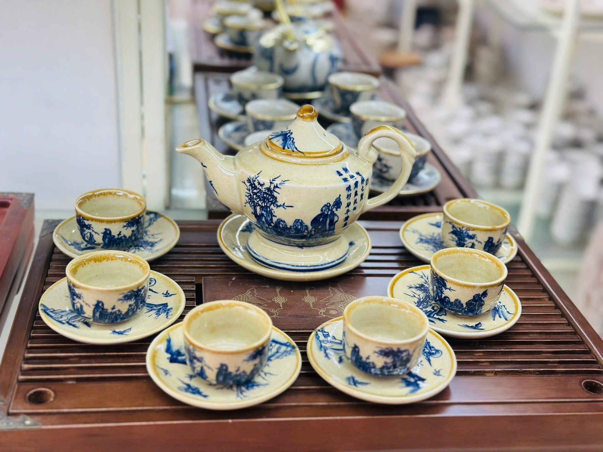  Bộ ấm chén lư men mật BKCECN-9717 