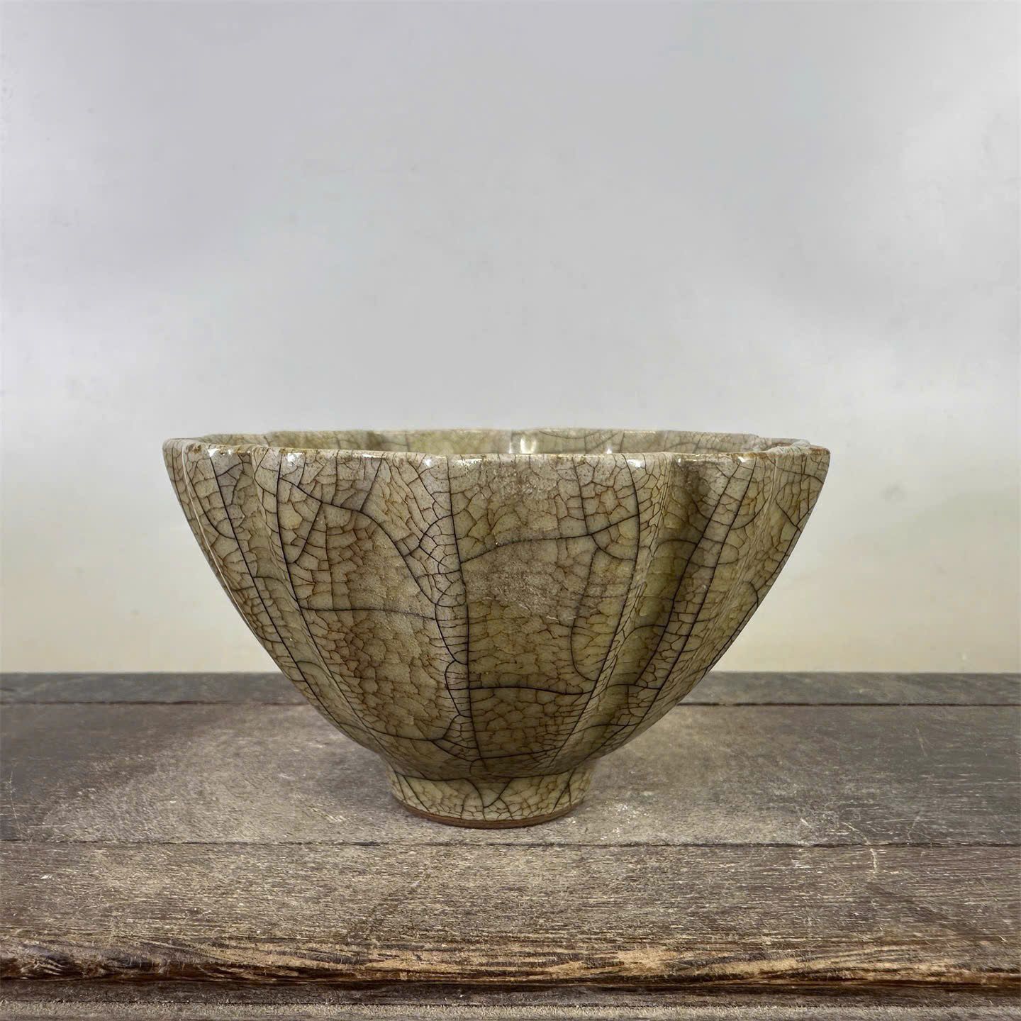  Bát hoa gốm men rạn xưa sưu tầm BKCECN-9739 