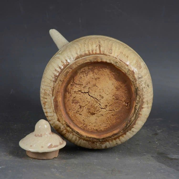  Ấm trà sứ trắng sưu tầm BKCECN-9745 