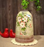  Bình gốm cắm hoa dáng chuông vẽ tay BKCECN-10165 