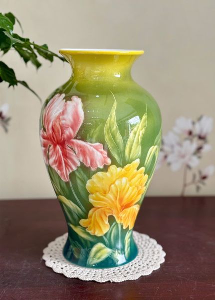  Bình gốm cắm hoa Hoa diên vỹ màu xanh BKCECN-9834 